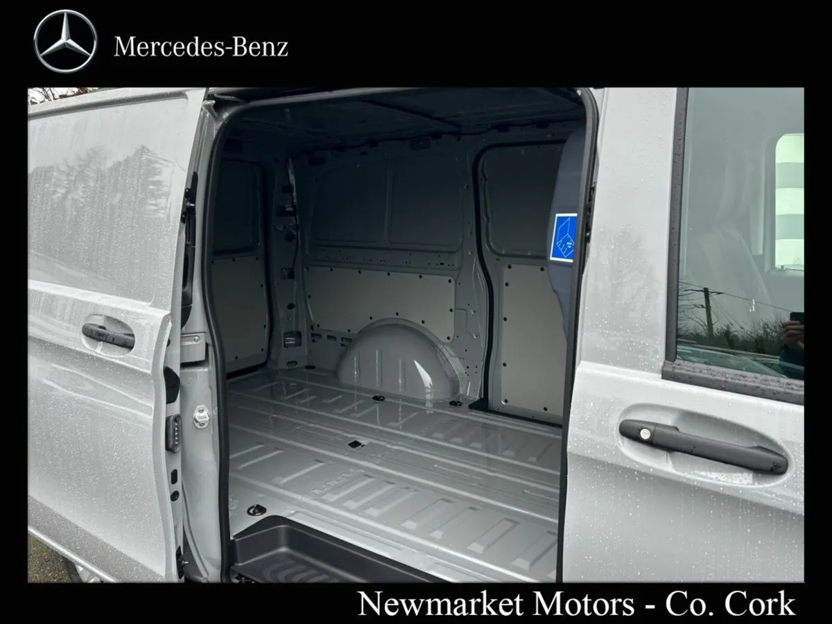 Mercedes-Benz Vito LONG WHEEL BASE 140BHP PRO SPEC - Image 3