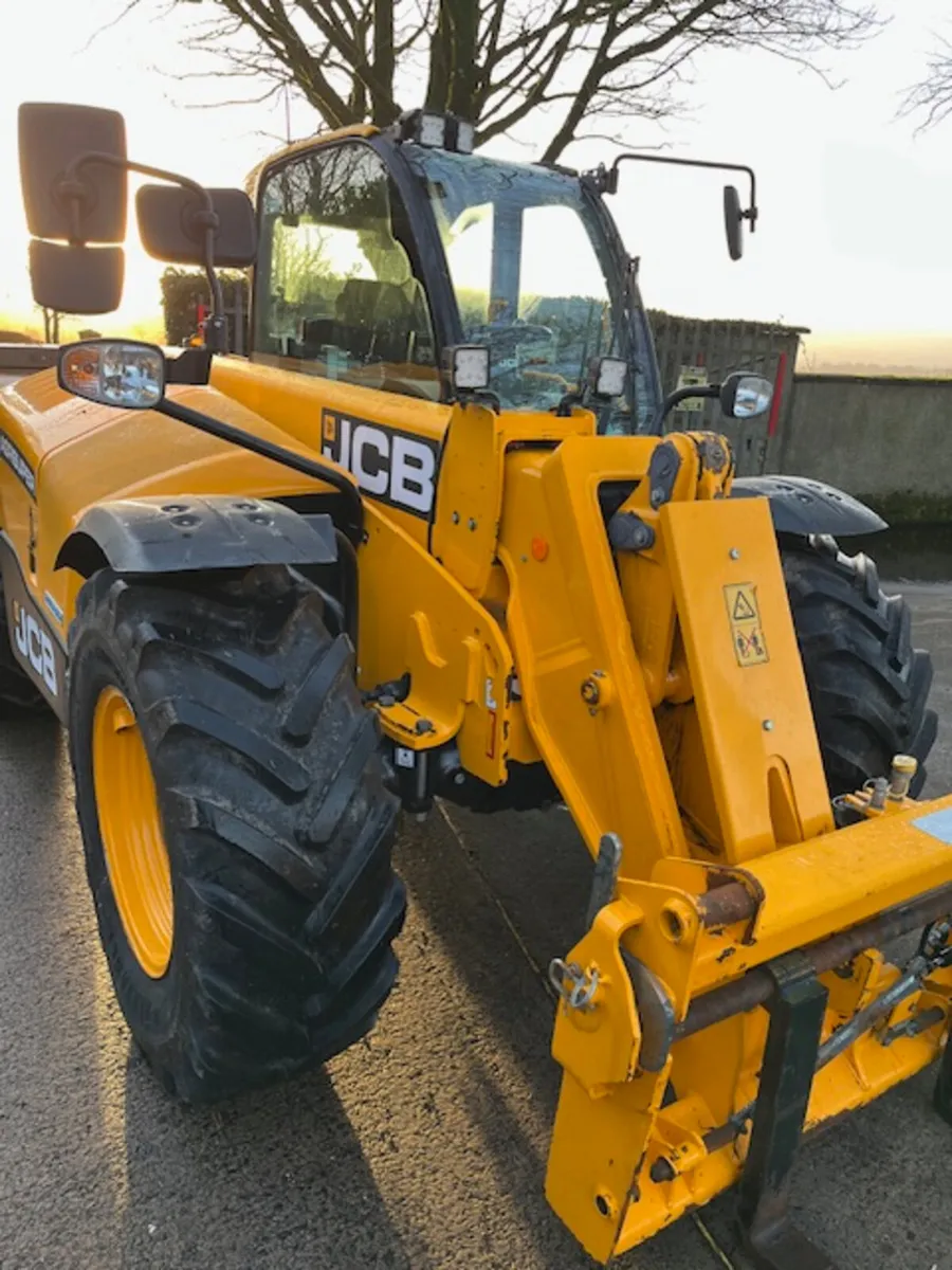 2021 JCB 538/60 Agri Super Telehandler - Image 2