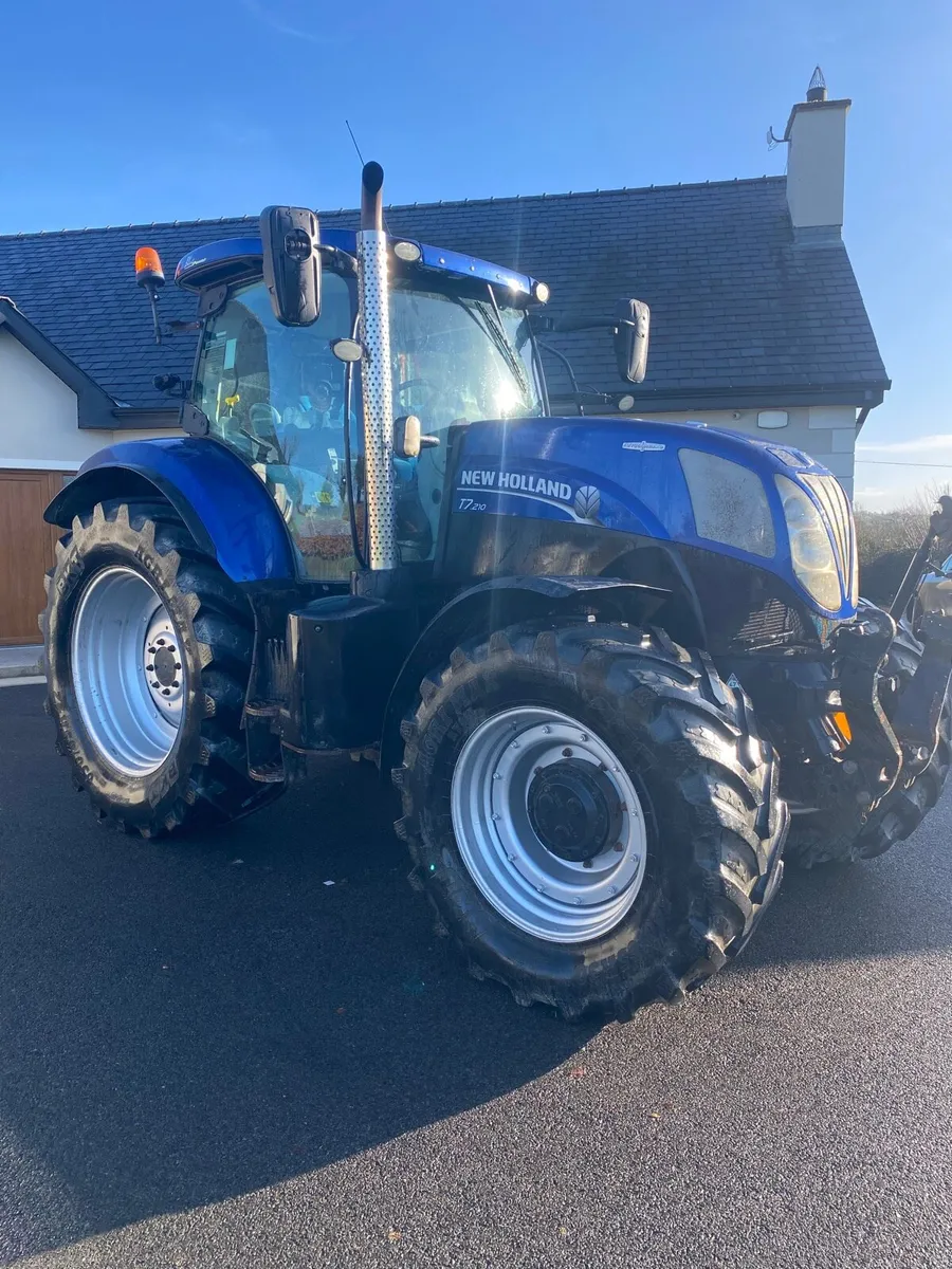 New Holland T7 210 blue power - Image 3