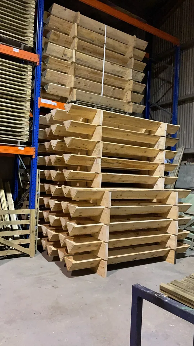 Sheep gates & troughs - Image 4