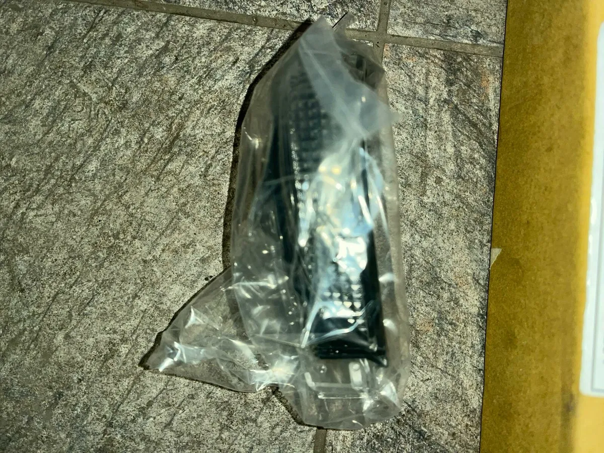 Toyota Auris Left Door Indicator - Image 1