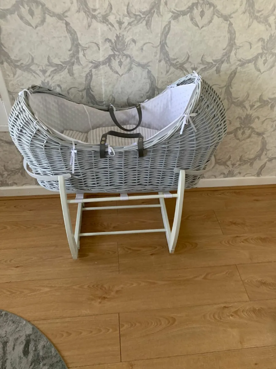 Moses basket - Image 1