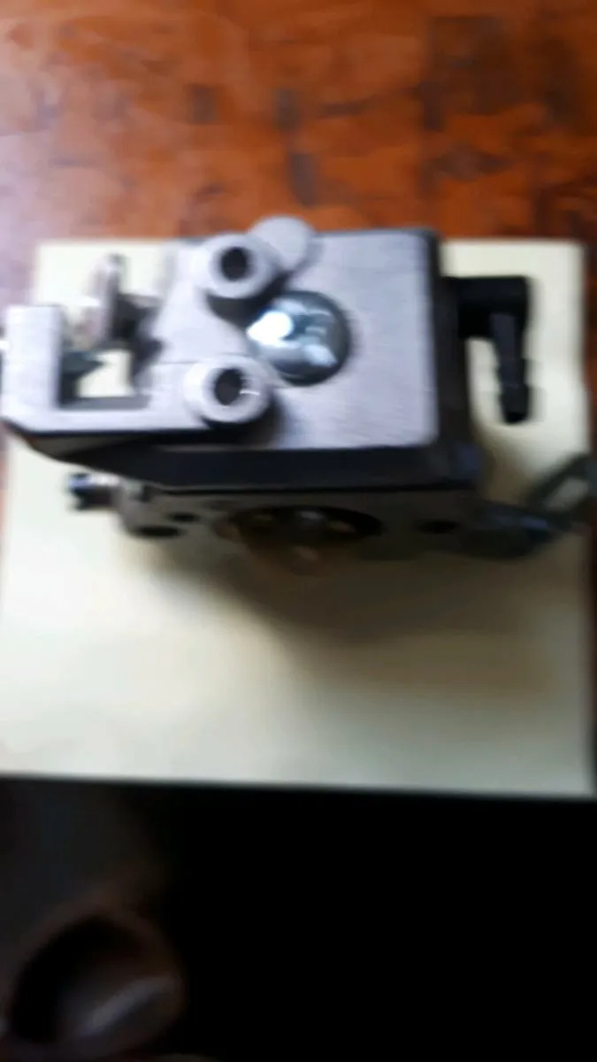 stihl  chainsaw  carburetor - Image 4
