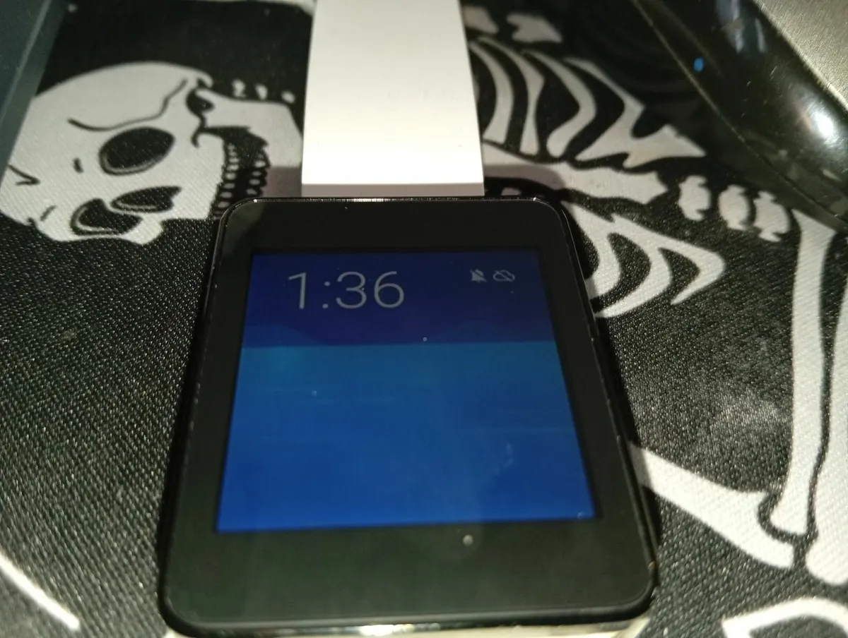 LG G Watch W100 Smartwatch Black Titanium Android - Image 3