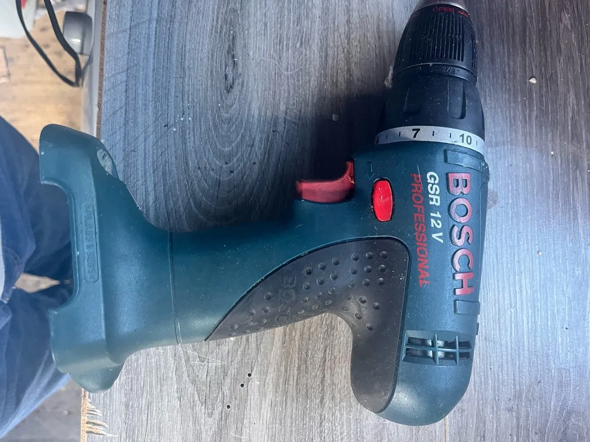 Bosch drills, Sanders, saws - Image 4