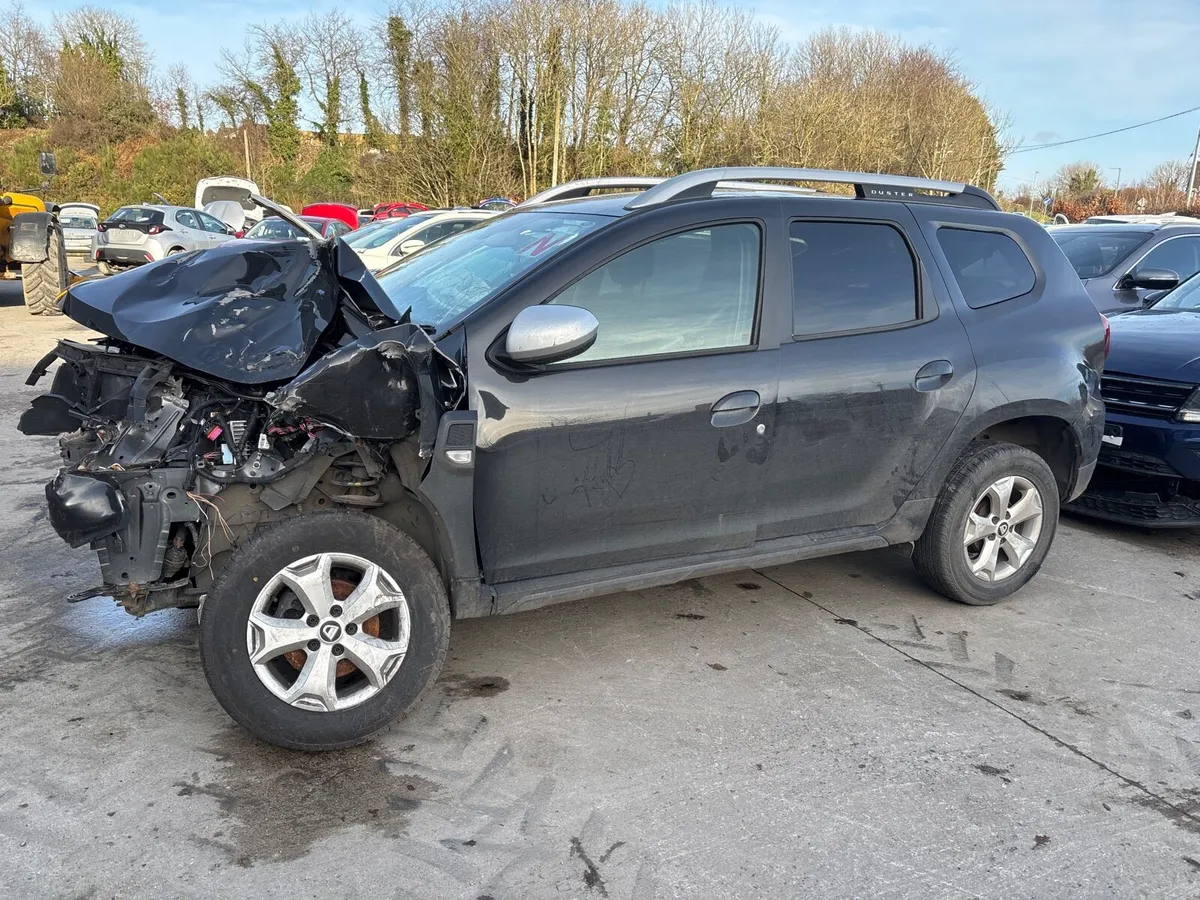 2019 Dacia duster for breaking - Image 1