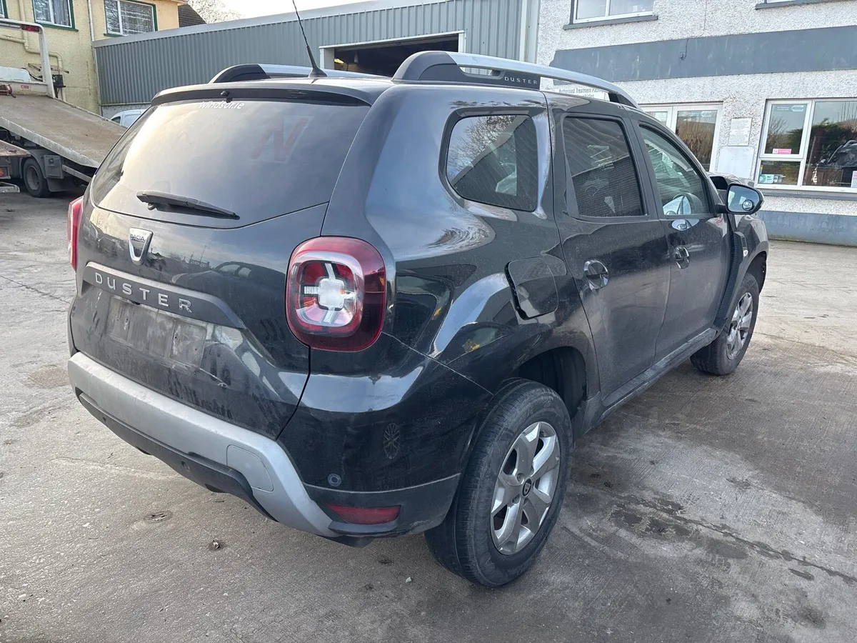 2019 Dacia duster for breaking - Image 3