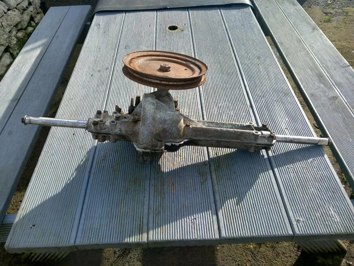Lawnflite/M.T.D variable speed transmission for sa - Image 3