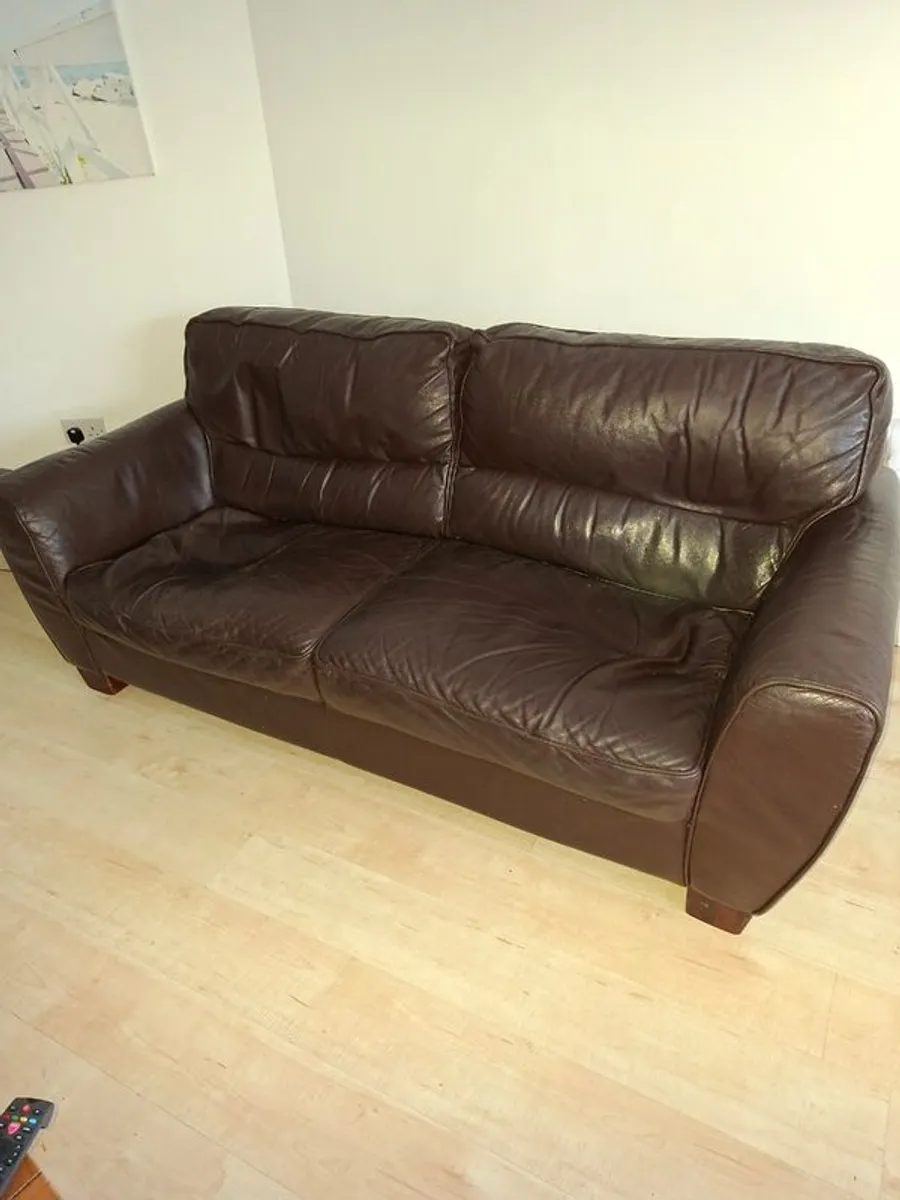 sofa - Image 4