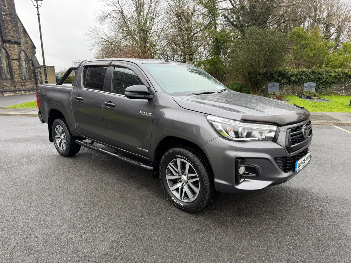 2020 Toyota Hilux - Image 2