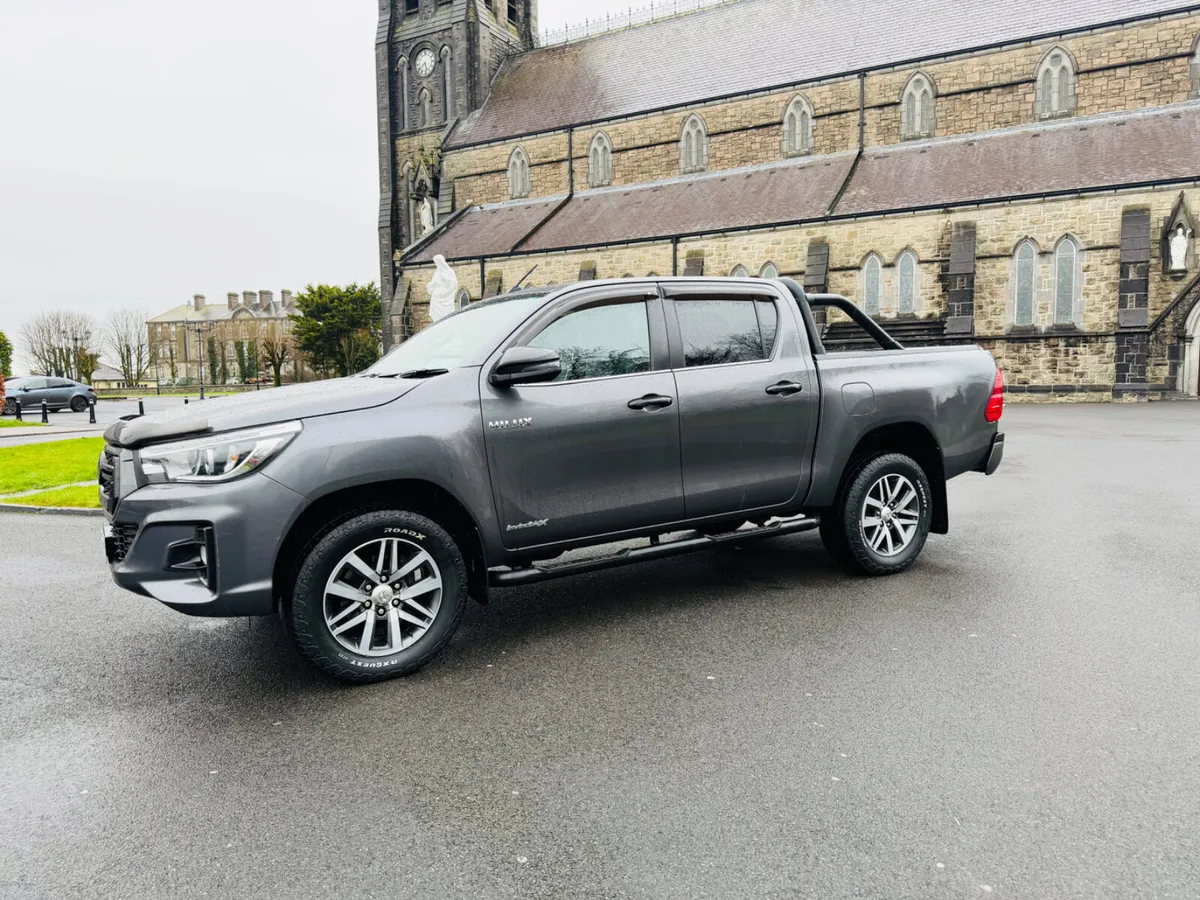 2020 Toyota Hilux - Image 1