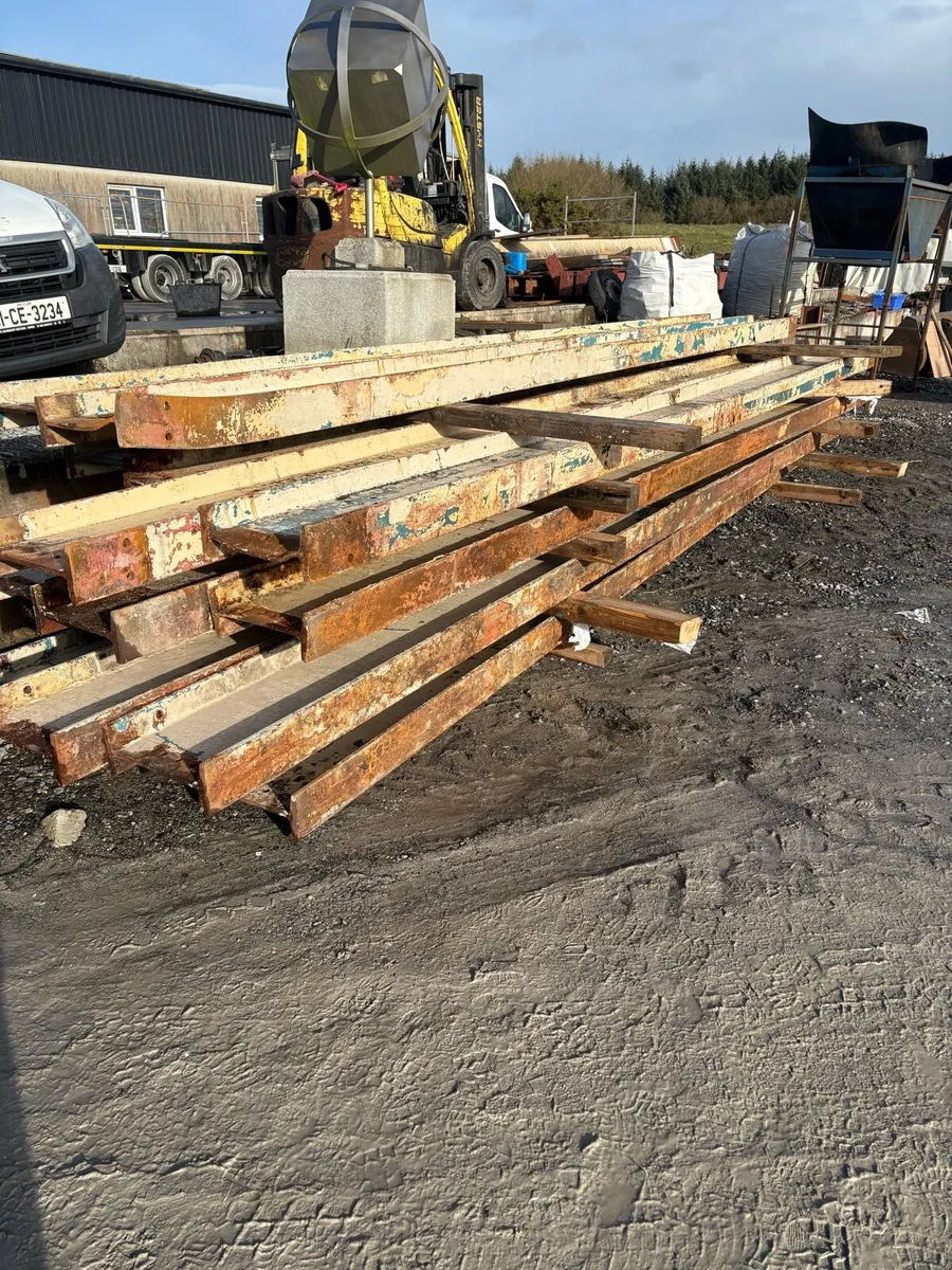 H iron roof beams - Image 1