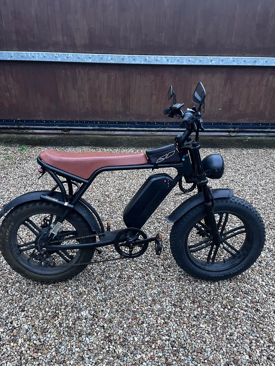 Fat Tyre E-Bike - Image 2