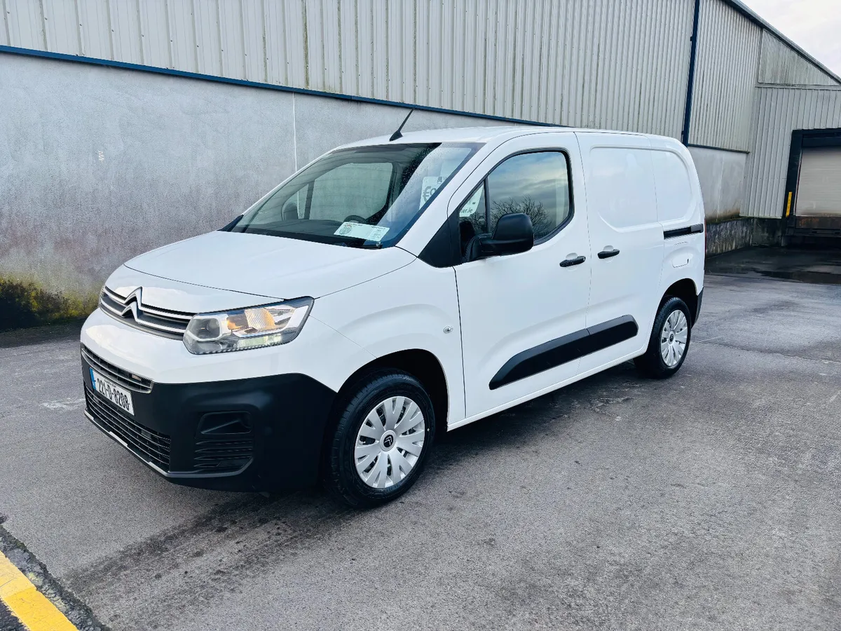 2022 Citroen Berlingo 1.5 100bhp €9,950 + VAT - Image 1