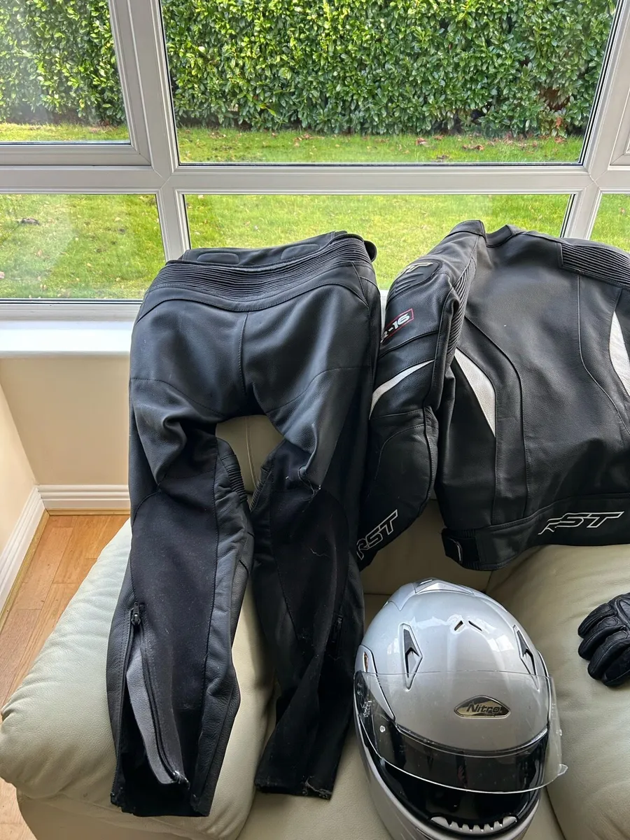 Motorcycle clothing - Image 3