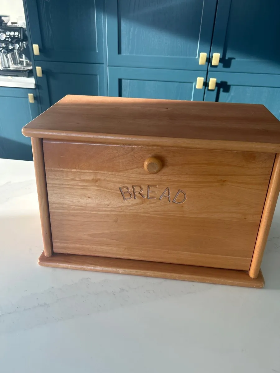 Pine Bread bin - Image 1