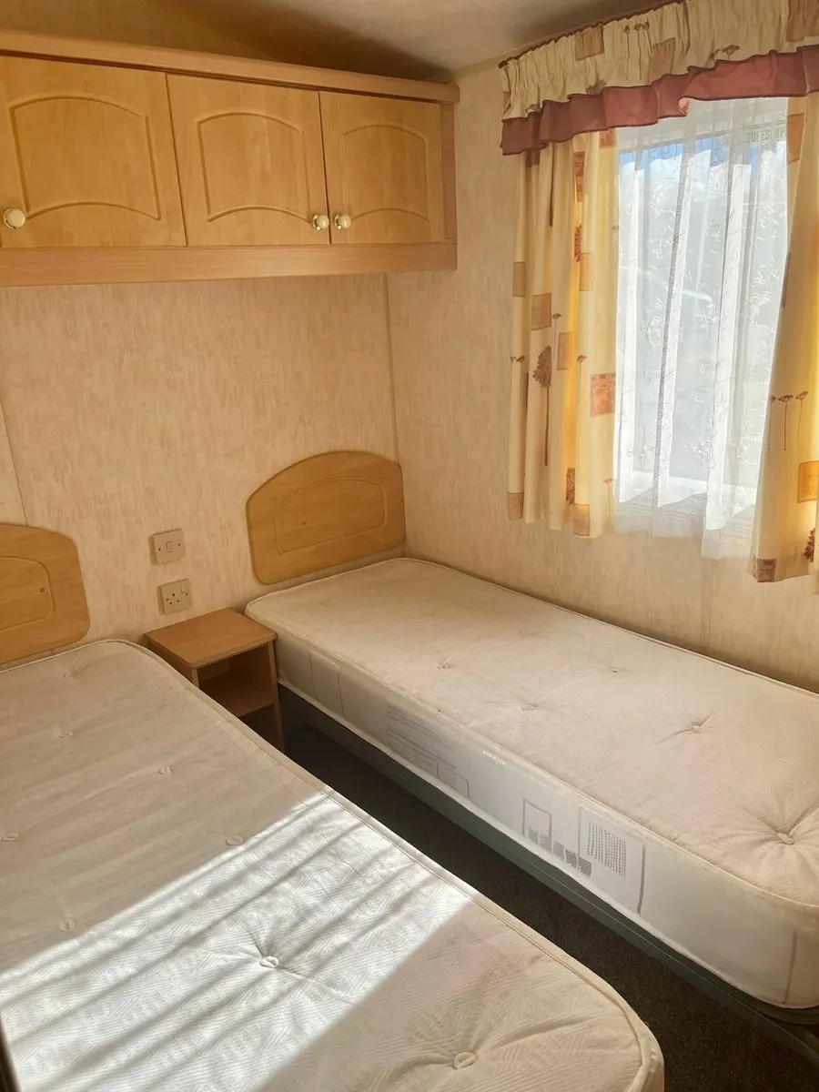 Mobile Home - Image 4