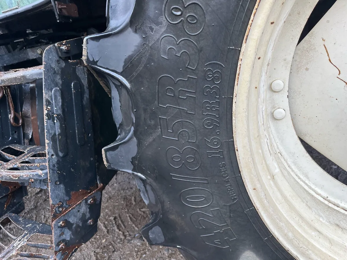 420/85R38 BKT Tyres - Image 2