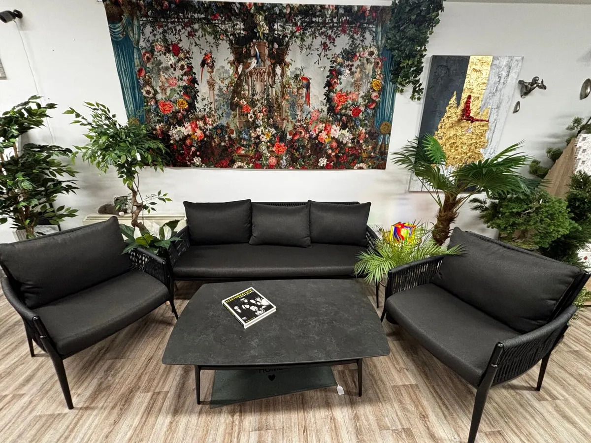 Gescova Lounge Set VAT receipt available - Image 4