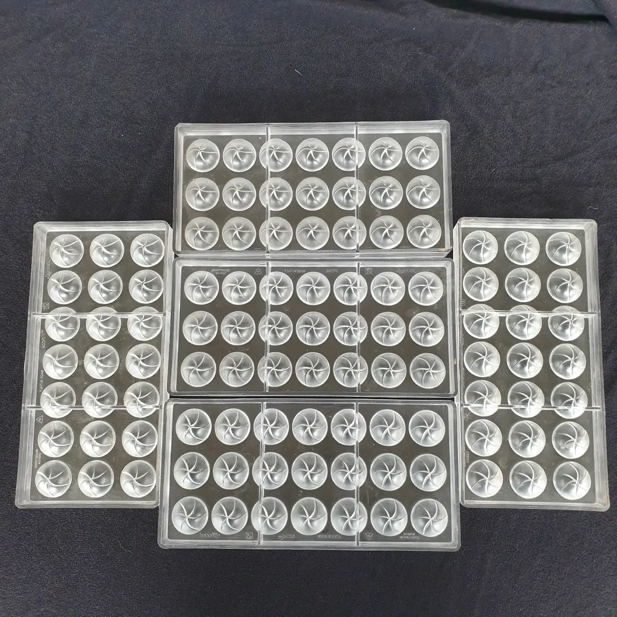 Pavoni PC09 polycarbonate chocolate moulds - Image 2