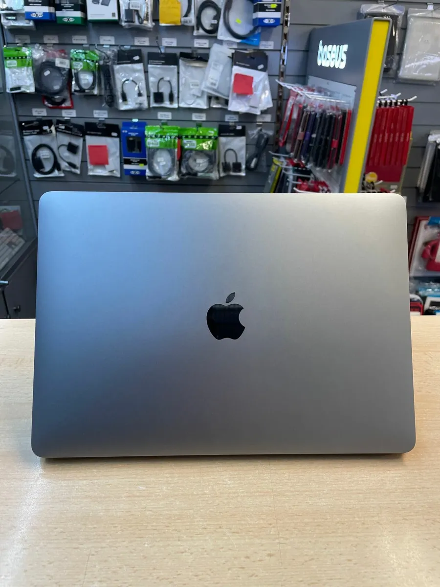 Macbook Air M1 13" - Image 4