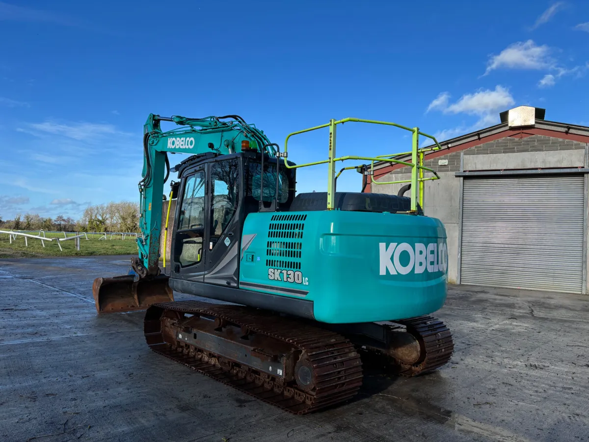 2021 KOBELCO SK130LC-11 - Image 3