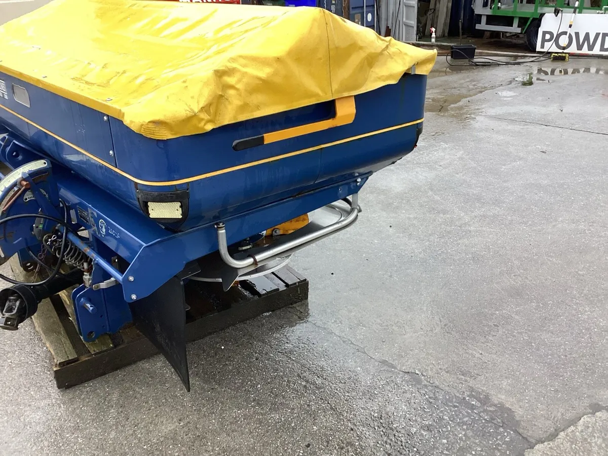 6 SPREADERS RAUCH BOGBELL 8 FT DISK MOWER SE PICT - Image 2