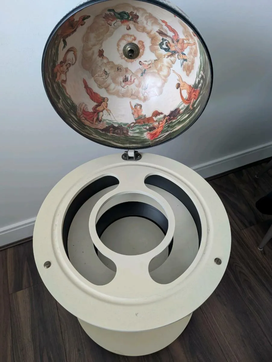 Drinks Globe - Image 3