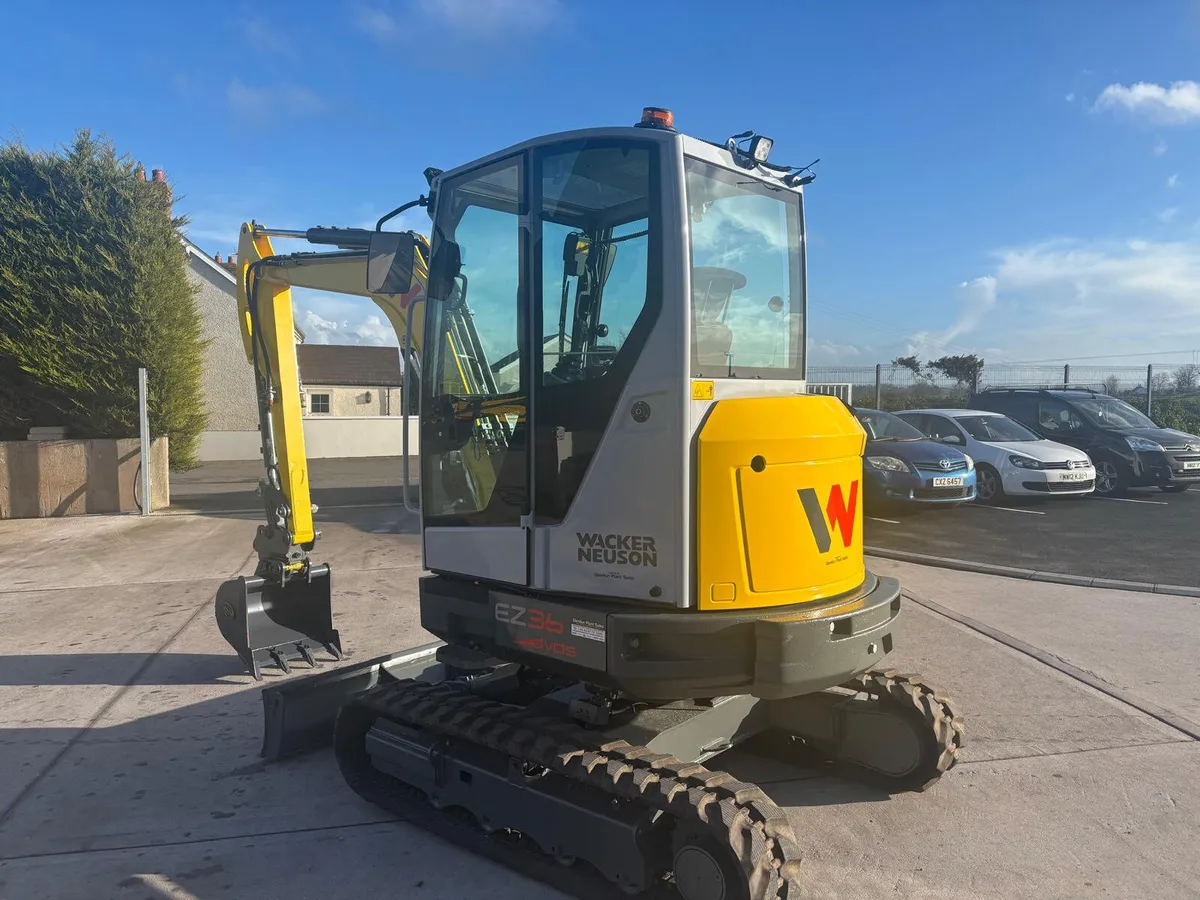 Used 2021 Wacker Neuson EZ36VDS in stock - Image 2