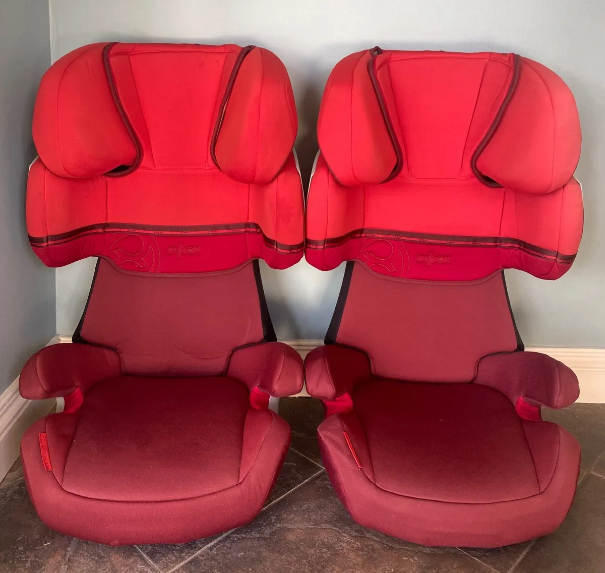 Car seats x2 - Image 1