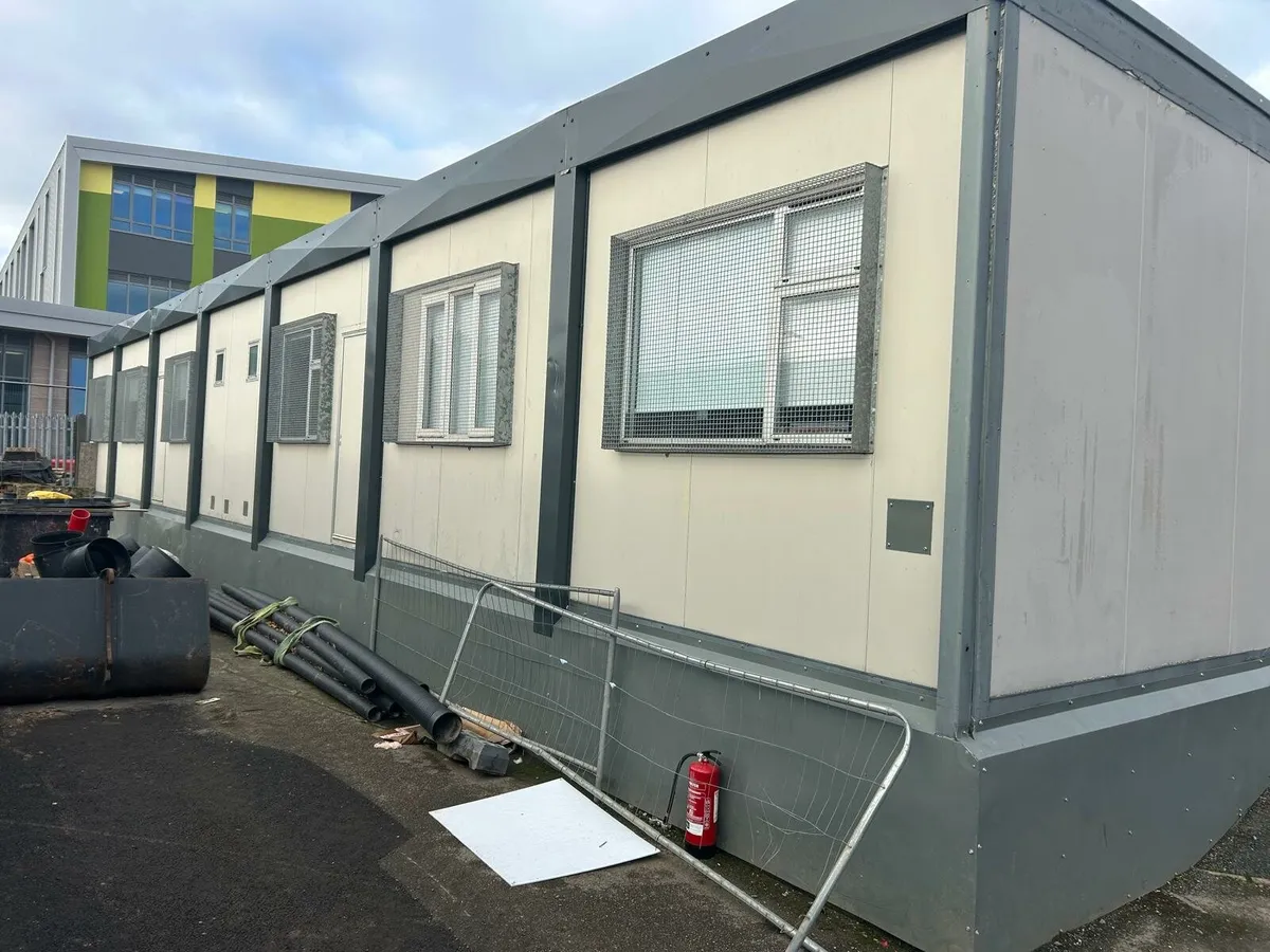 Sectional building - Image 1