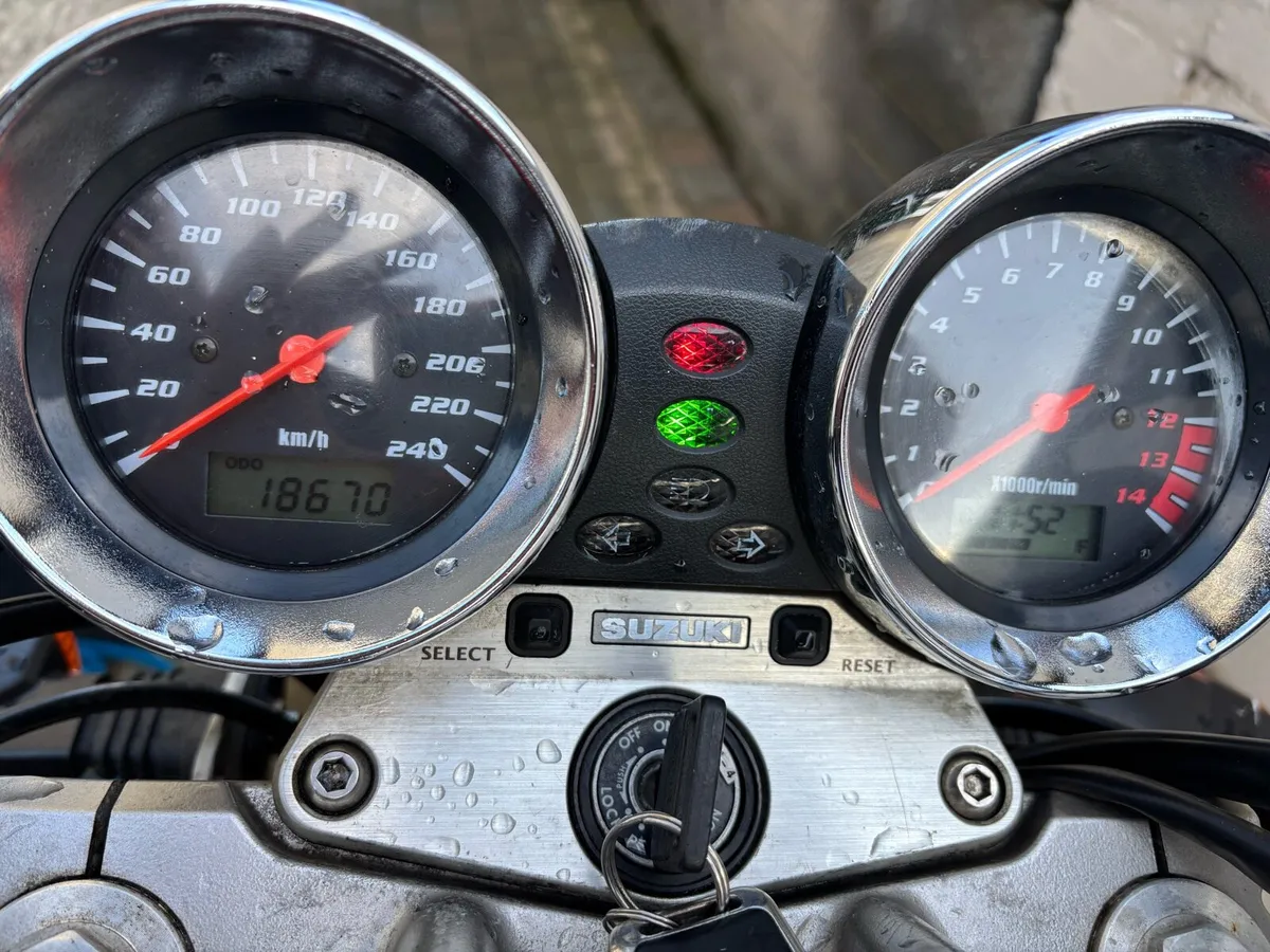 2003 Suzuki 600 bandit 600  low mileage - Image 4