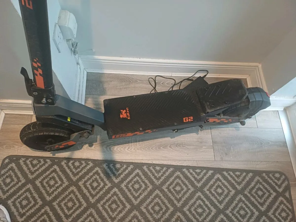 Kugoo G2 almost brand new - Image 2