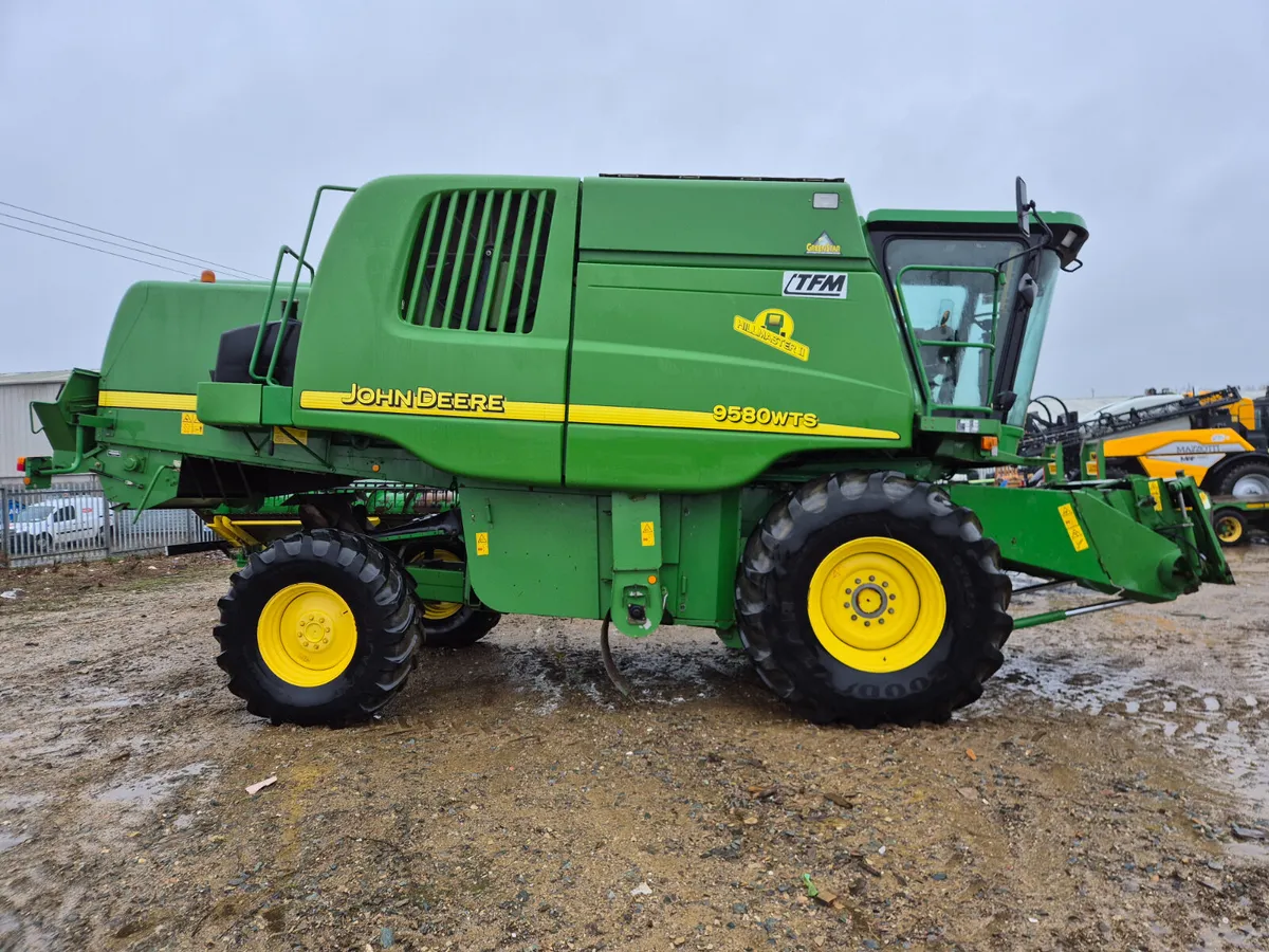 John Deere 9580 Hillmaster 2003 - Image 2