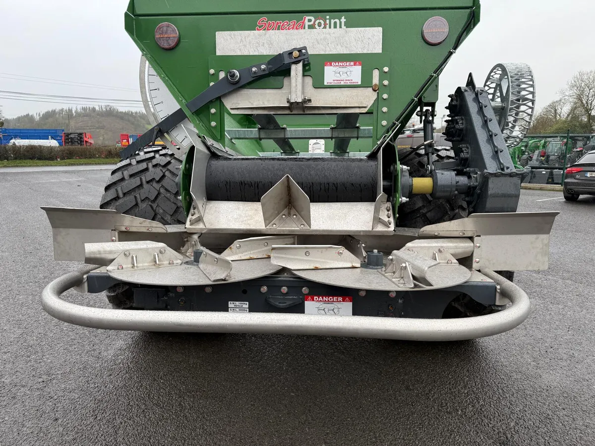 SP 400 Lime Spreader - Image 3