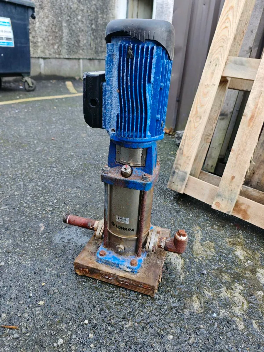Lowara vertical multistage pump - Image 1
