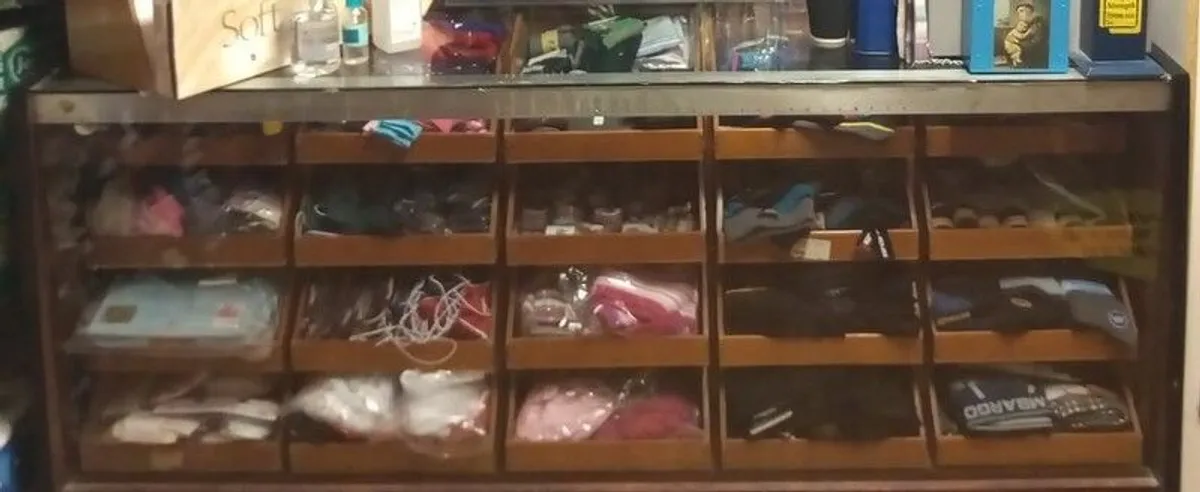 Vintage Glass Counter - Image 1