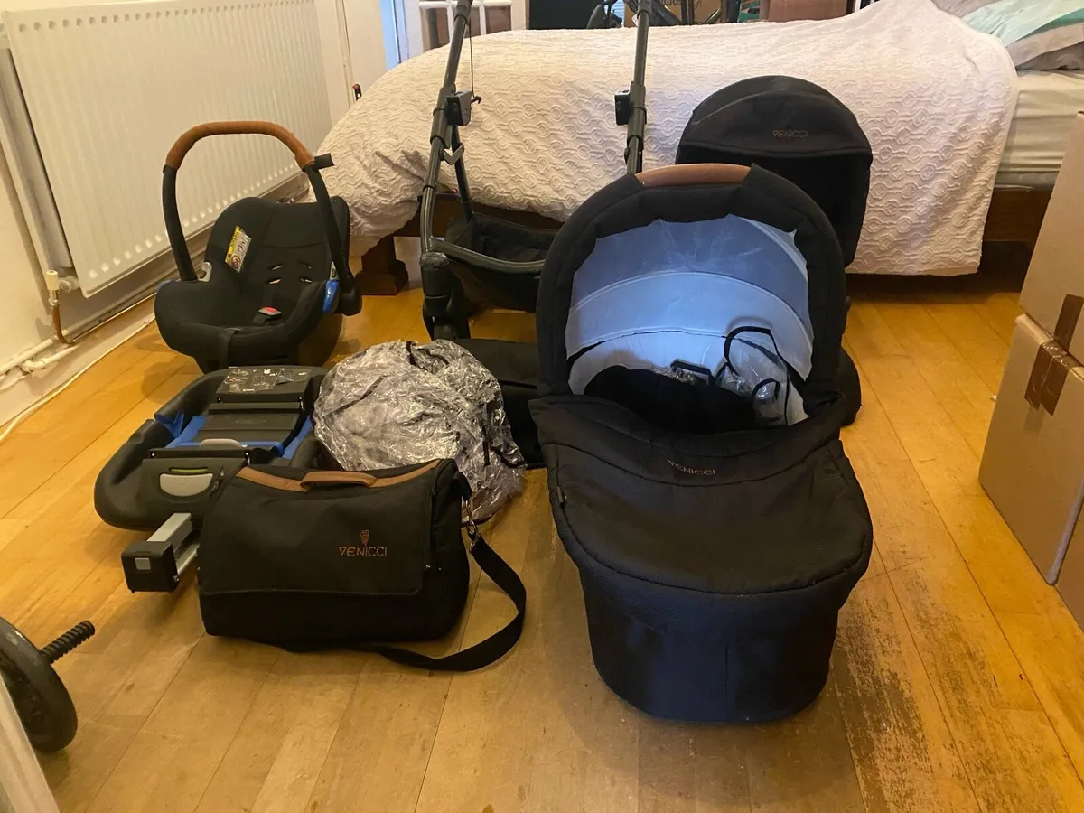 Venicci Gusto Travel System - Image 2