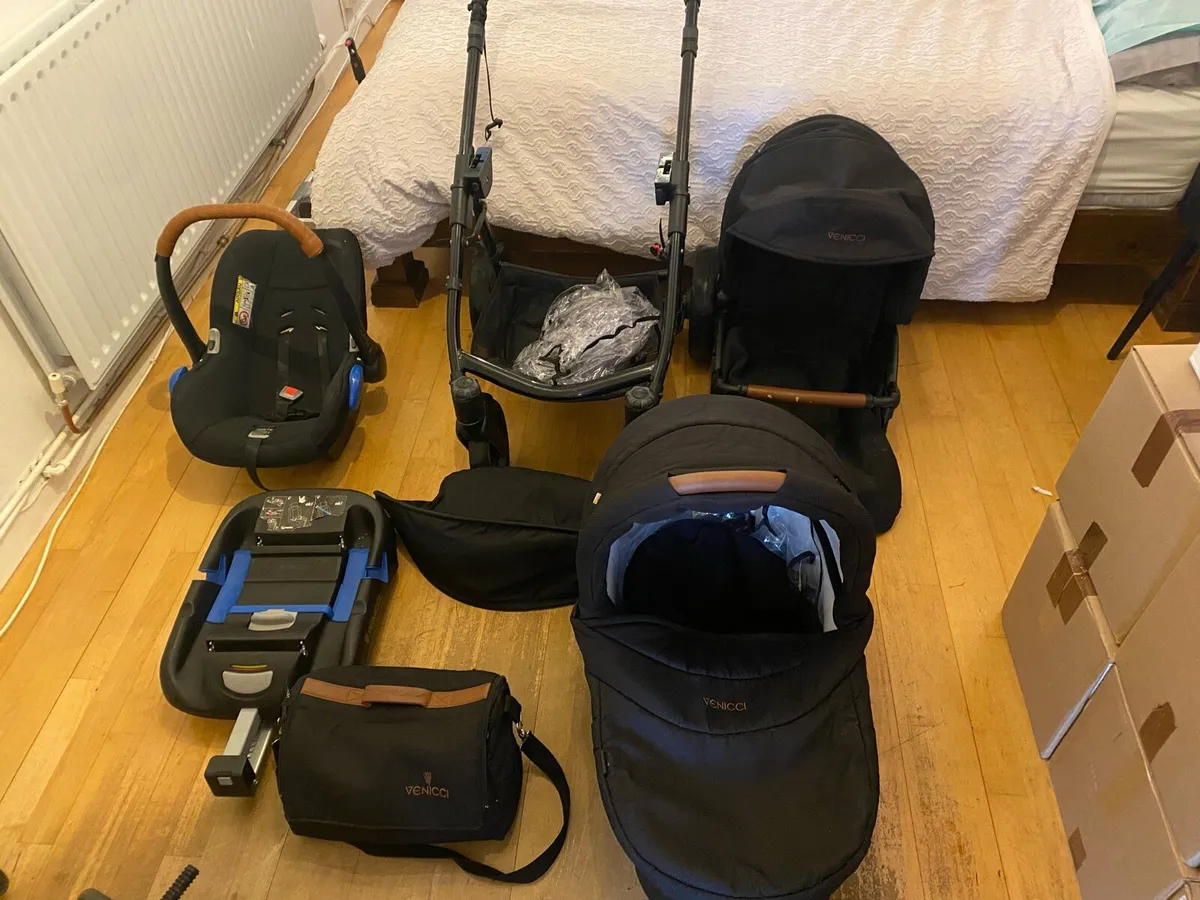 Venicci Gusto Travel System - Image 1