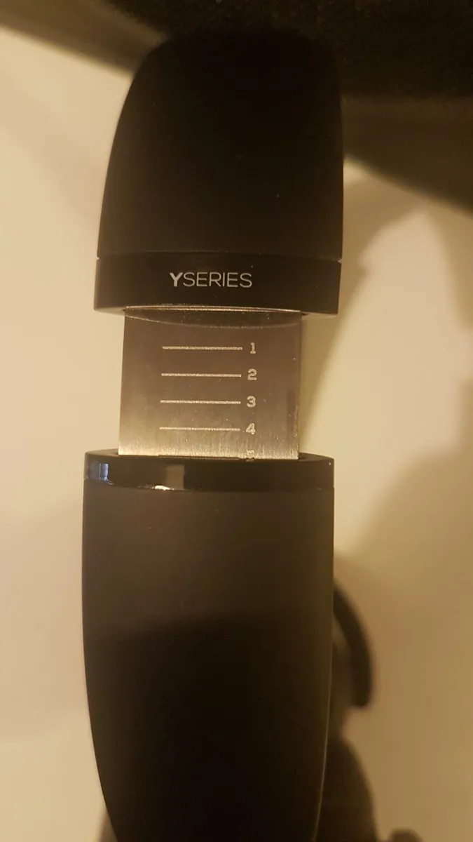 AKG Y500 - Bluetooth Headphones - Image 4