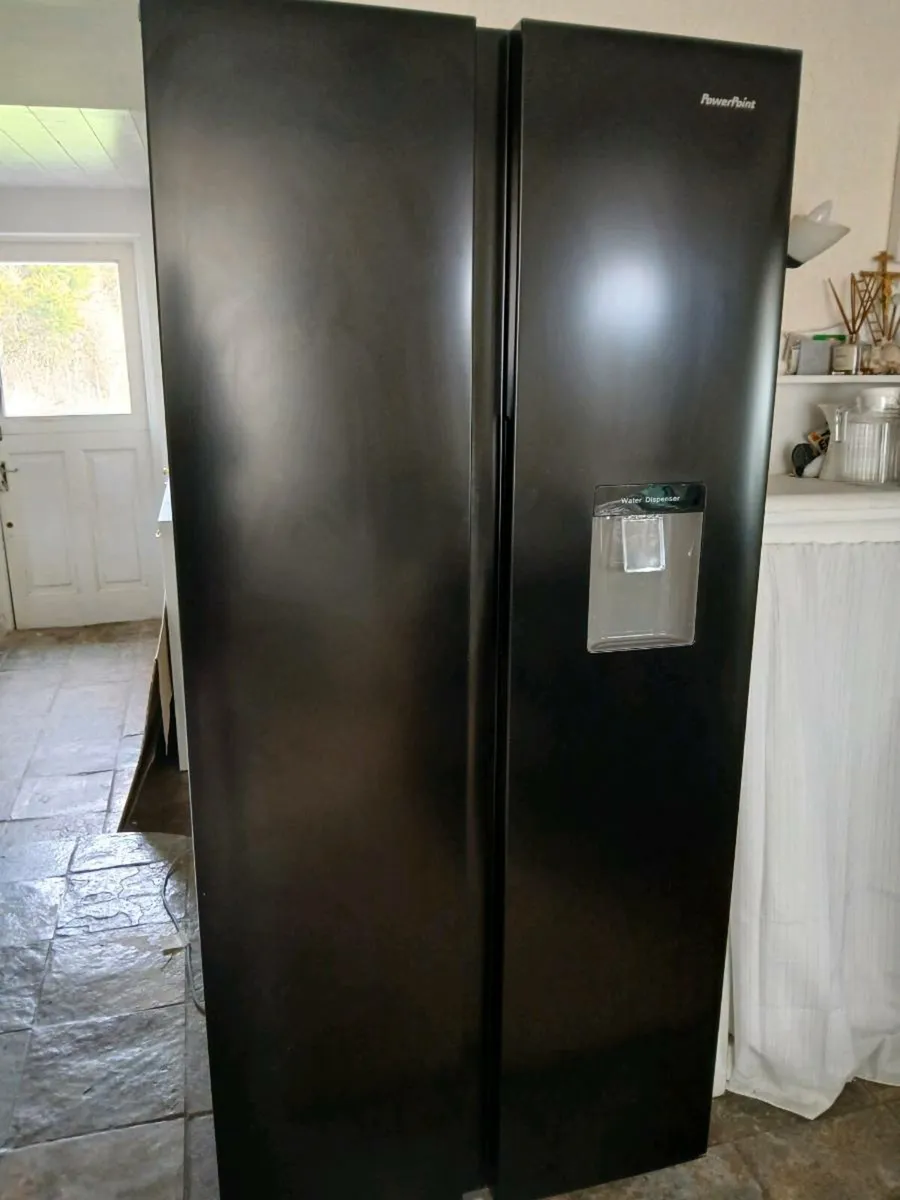 Fridge freezer - Image 2