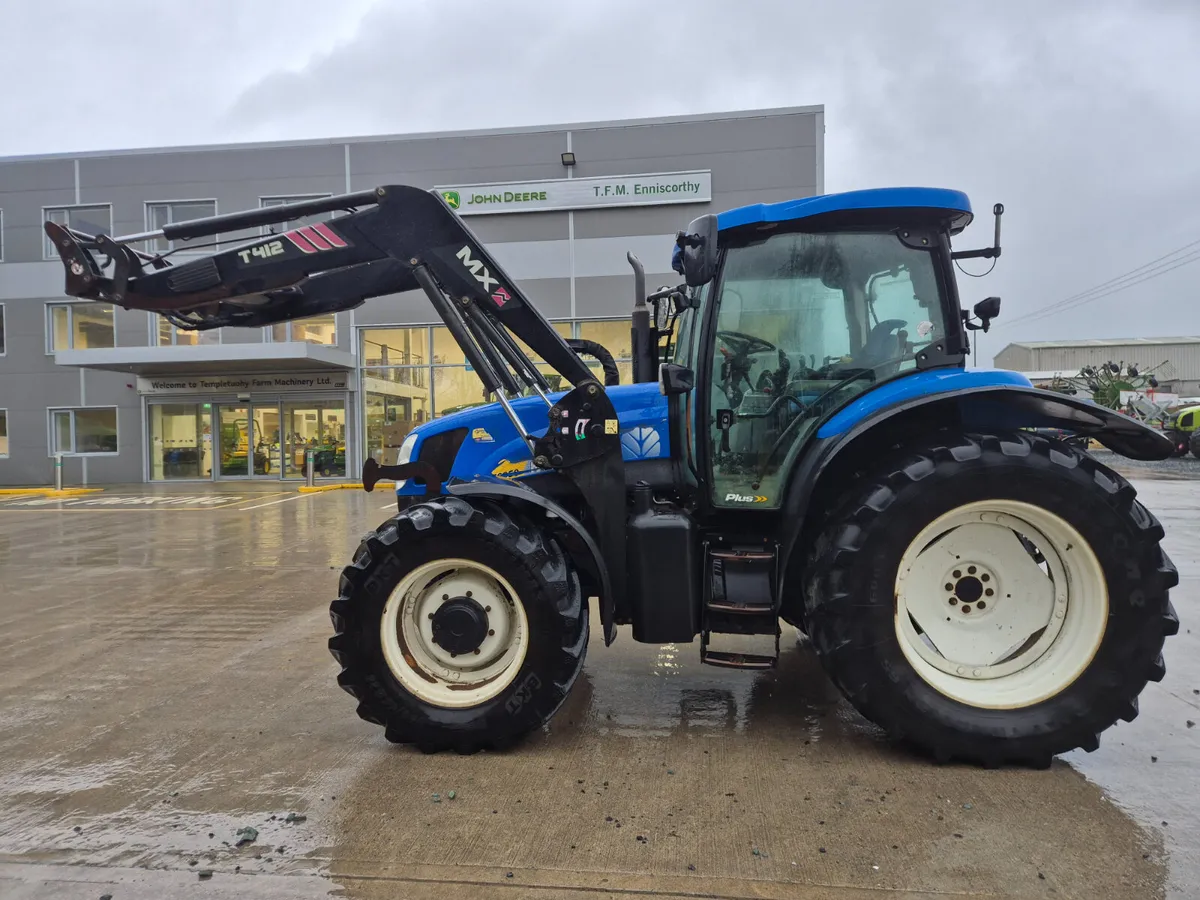 New Holland T6050 2009 - Image 3