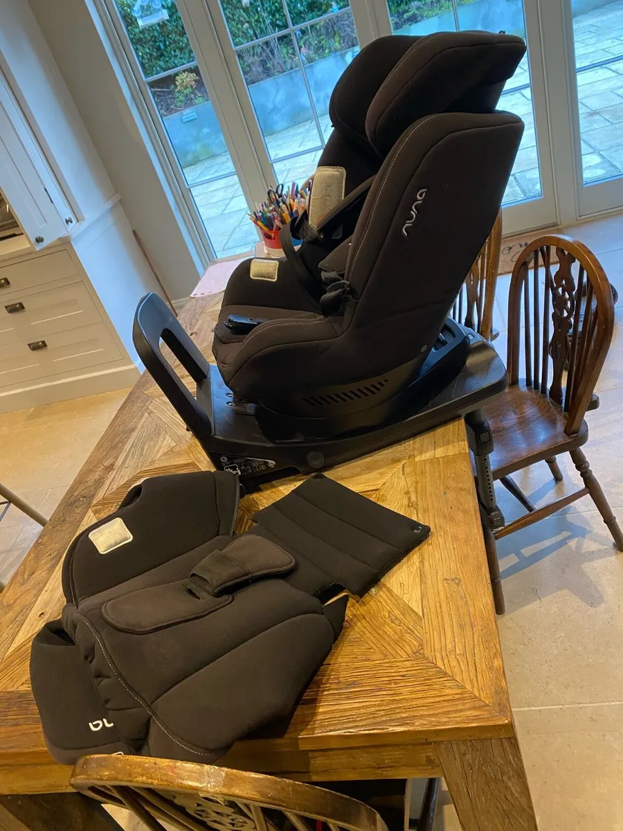 Nuna rebl 360 car seat - Image 4