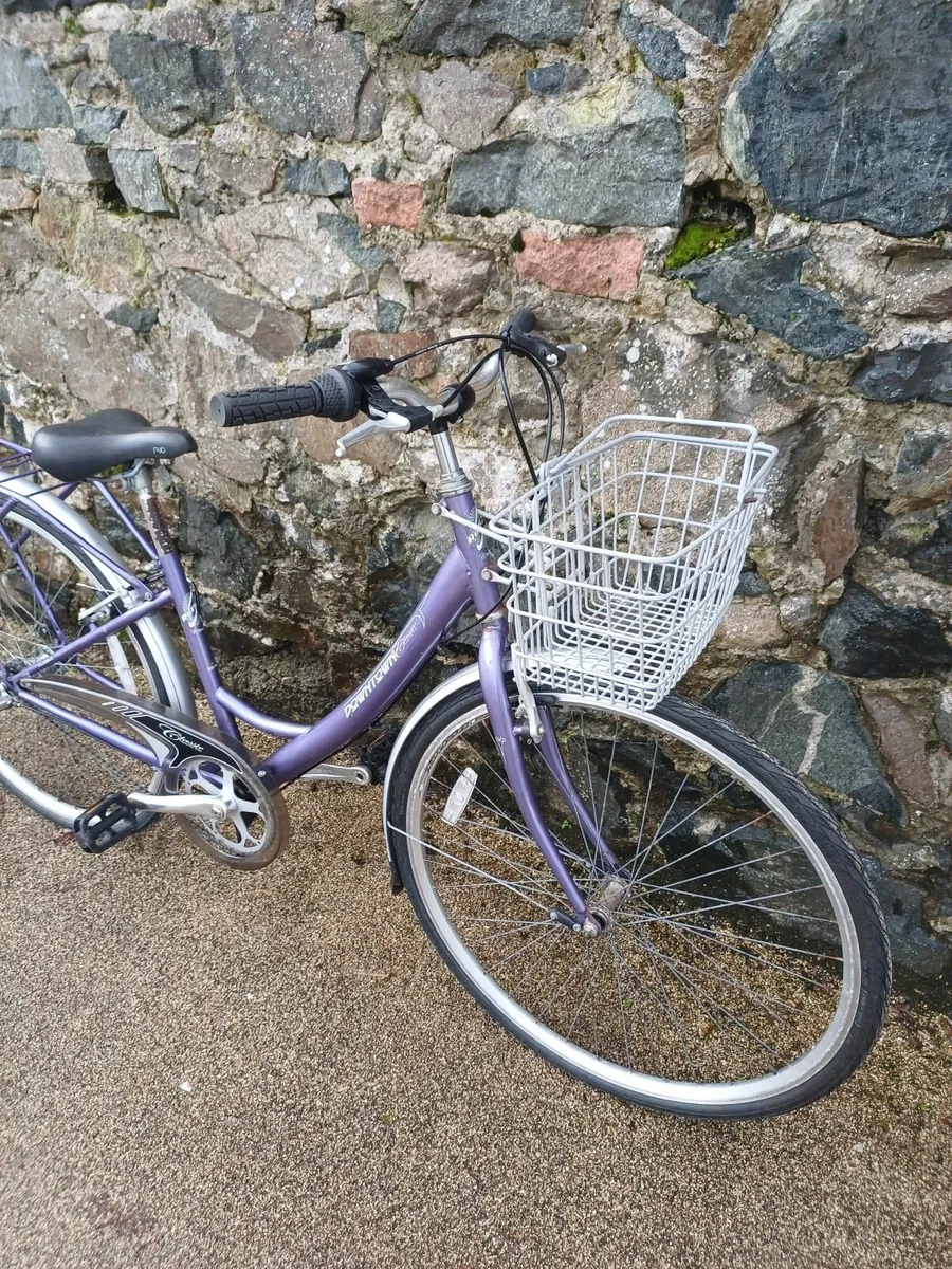 Fully Refurbished Reflex Step-through - Image 2