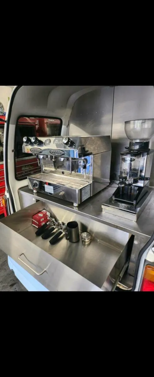 Retro coffee van for sale - Image 3