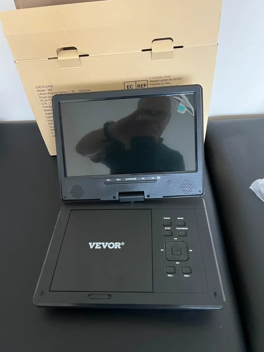 Portable DVD player