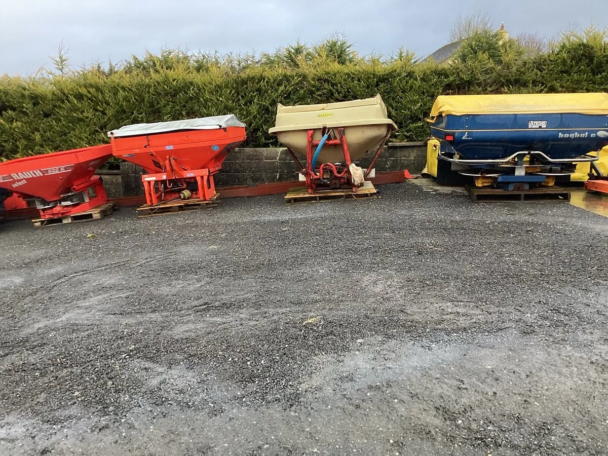 6 SPREADERS RAUCH BOGBELL 8 FT DISK MOWER SE PICT - Image 4