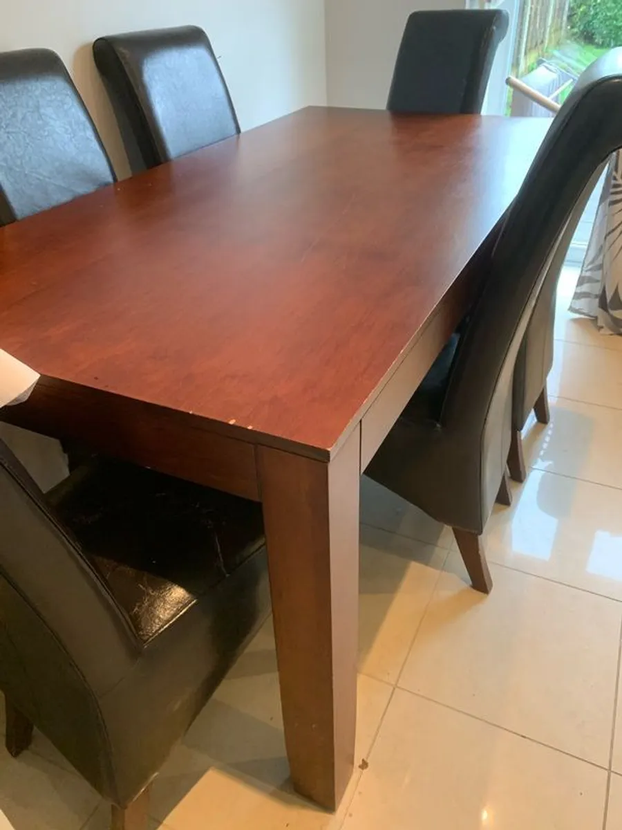 Solid wood - mahogany table & chairs - Image 1