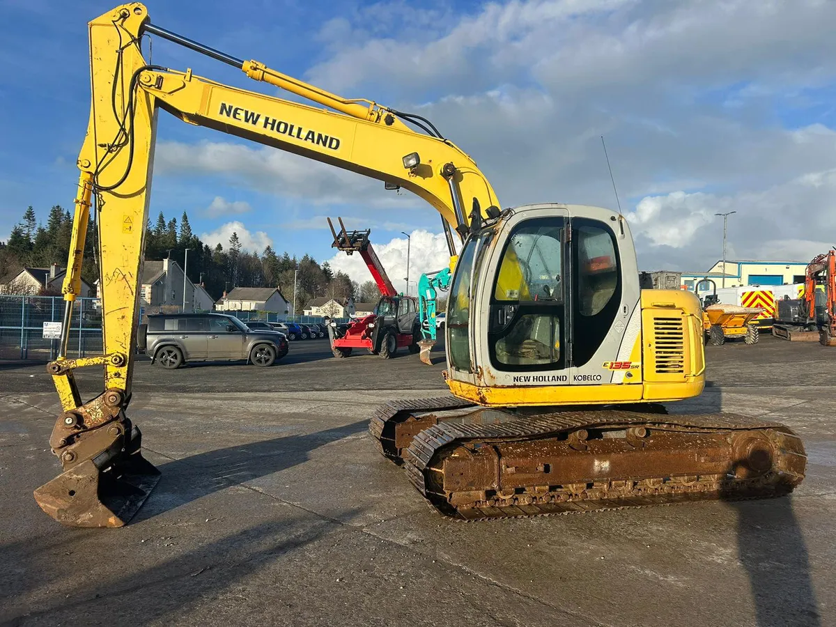 2007 New Holland Kobelco E135 SR-1ES - MULLANS - Image 1
