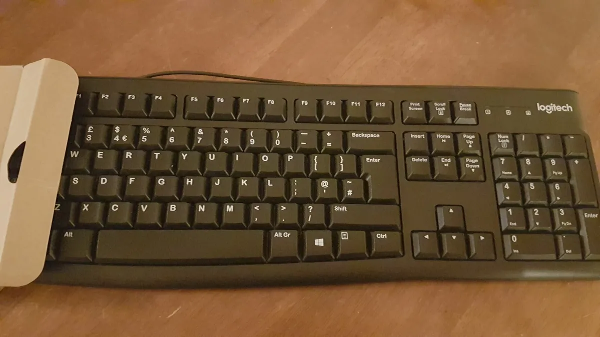 Logitech USB Keyboard - Image 1